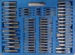 Комплект метчици и плашки 110 ч, 9311561