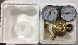MIG/MAG Gas Pressure Regulator for CO2 / Argon, Connector Nut Size W21.8x1/14"